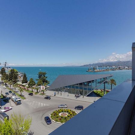 באטומי Odisea Apart Hotel מראה חיצוני תמונה